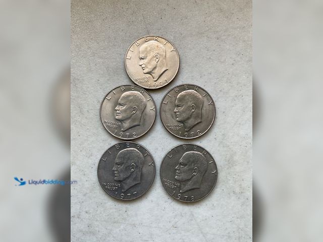 Lot 49-5350481 - LOT OF 5 “IKE” EISENHOWER LARGE ONE DOLLAR COINS INCLUDING 1971, 1972, 1977 AND 1978