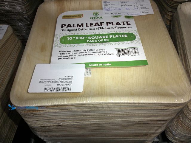 Lot 49-1517475 - Meet Dinnerware Compostable 10x10 Square Plates Palm Leaf Plates, Pack of 50. Unused  Ref#MTMED0624