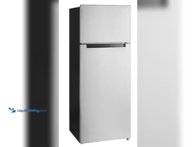 Lot 49-5478471 - Vissani
7.2 cu. ft. Top Freezer Refrigerator in Stainless Steel Look Internet # 329404447
Model # ...