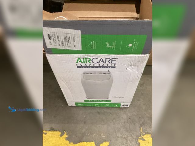 Lot 49-5411562 - AIRCARE SPACE SAVER 6-Gal. Cool Mist Evaporative Whole House Humidifier for 2,300 sq. ft., White. Mo...