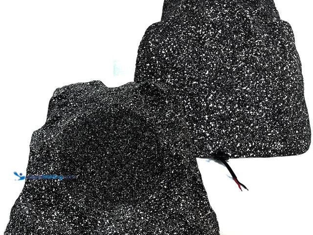 Lot 49-5488179 - Herdio 6.5" Outdoor Rock Speakers Hardwired 400 Watt,IPX7 Waterproof Design for Pool, Garden, Deck, ...