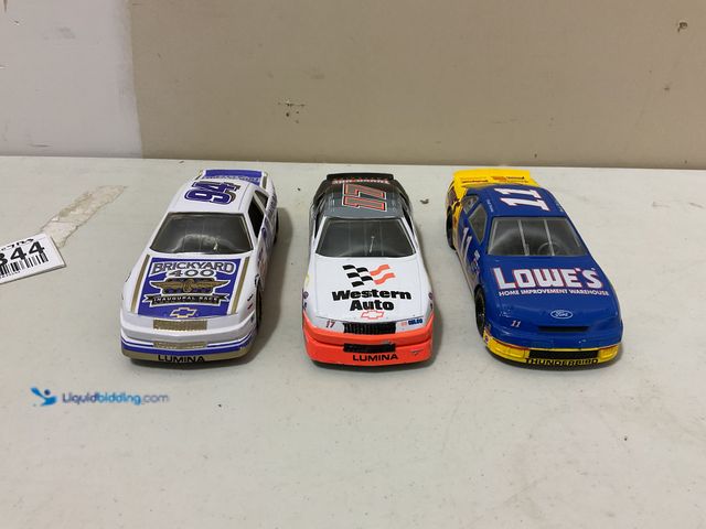 Lot 49-1835344 - Other WOW AN AMAZING LOT OF 3 NASCAR 1:24 SCALE STOCK CARS INCLUDING #94 CHEVY LUMINA, #17 DARNEL WA...
