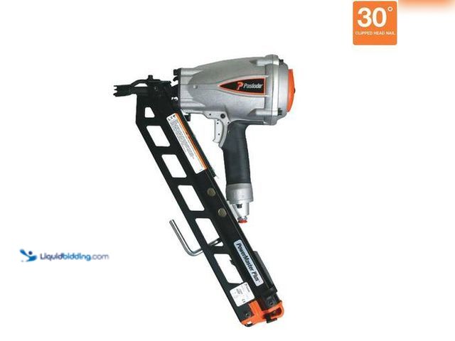 Lot 49-3616940 - Paslode Pneumatic 3-1/2" 30-Degree Air Corded PowerMaster Plus Clipped-Head Framing Nailer - Used co...
