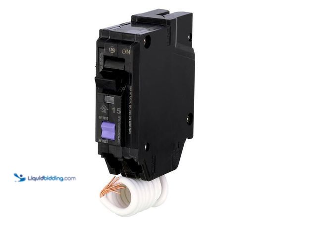 Lot 49-5414089 - GE
Q-Line 15 Amp Single-Pole Dual Function Arc Fault/GFCI Breaker, unused