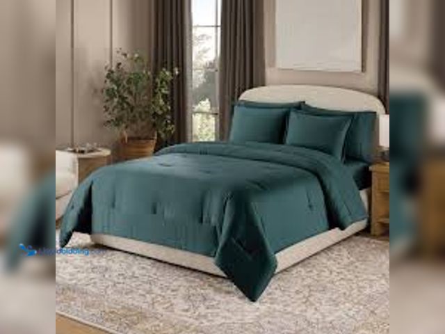 Lot 49-5581543 - Member’s Mark 3-Piece full/queen size green Cotton-Tencel Sateen Comforter Set MODEL:193968550608 NE...