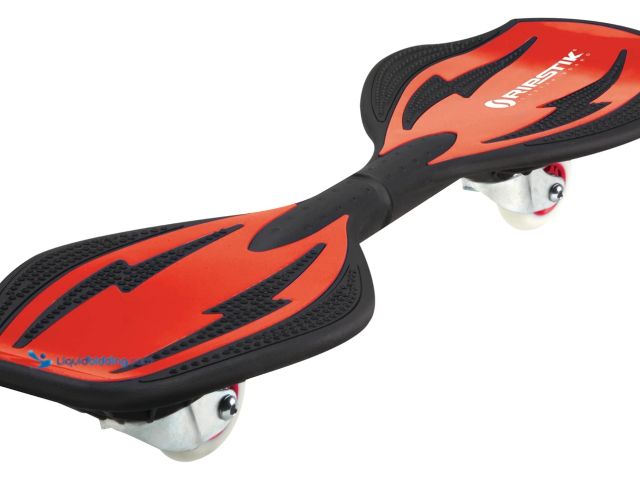 Lot 49-5408650 - Razor RipStik Ripster for Ages 8plus Compact and Lightweight Caster Board. Used