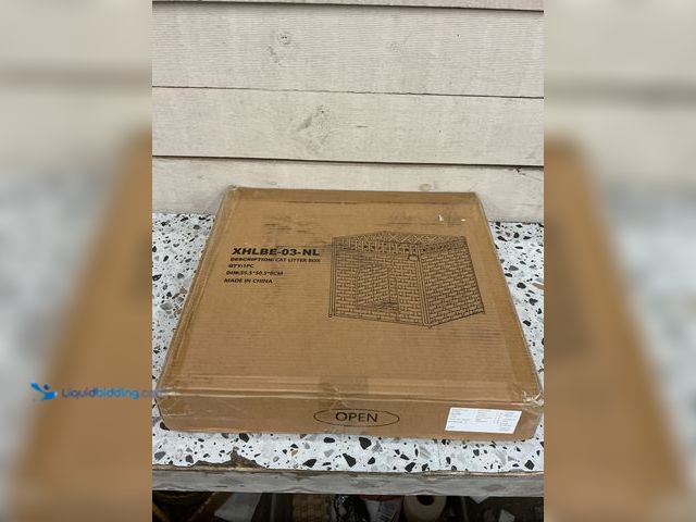 Lot 49-5476715 - Rattan cat litter box enclosure. Unused.