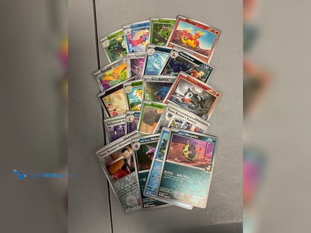 Lot 49-1505394 - COLLECTIBLE AMAZING LOT OF 20 REVERSE HOLOS/SHINY POKEMON CARDS FROM VARIOUS YEARS AND TYPES. AMAZIN...