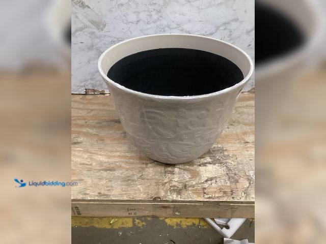 Lot 49-5461312 - Vigoro 17 in Dia x 13.5 in Sloan Cream Resin Planter Decorative Pots with Drainage Hole. Model # PHK...