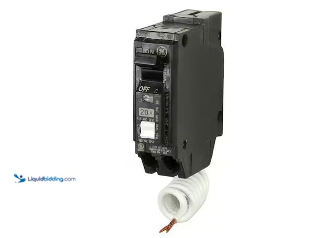 Lot 49-5573459 - GE
Q-Line 20 Amp 1 in. Single Pole Arc Fault Combination Circuit Breaker, Unused