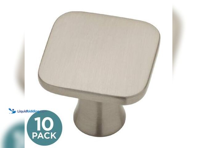 Lot 49-5572172 - QTY 2 - Liberty 10-Pack Lindley 1-3/16 in. (31 mm) Modern Satin Nickel Square Cabinet Knobs. Model #...