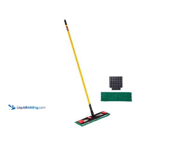 Lot 49-5412656 - Rubbermaid Microfiber Adaptable Flat Mop Kit, Used, Scuffs/scratches.