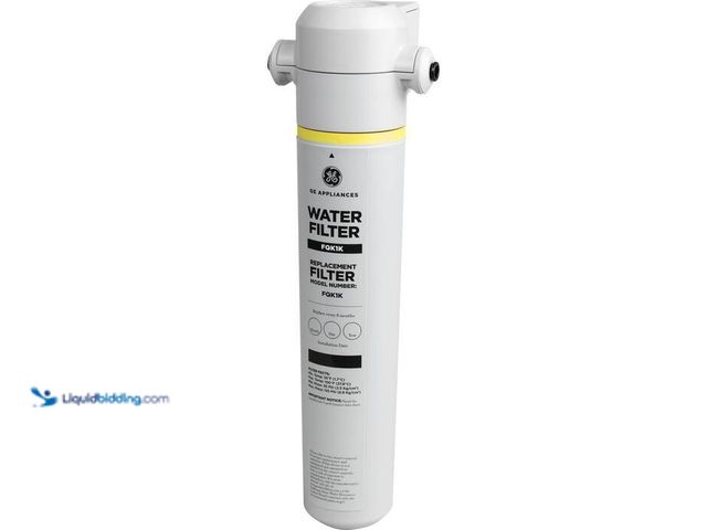 Lot 49-2024040 - GE In-line Water Filtration System for Refrigerators or Icemakers. Model # GXRLQK. MSRP $42. Unused....