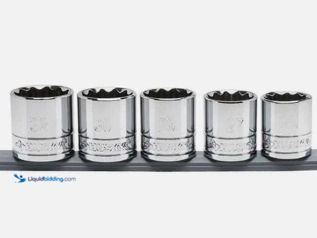 Lot 49-5551427 - Husky 1/2 in. Drive Metric Large Socket Set (5-Piece), Unused