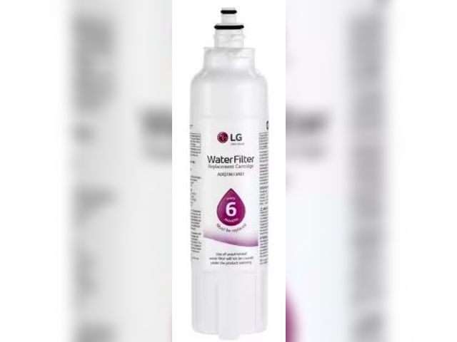 Lot 49-5436776 - LG LT800PC - Premium Refrigerator Water Filter for LG LT8000P - 6 Month / 200 Gallon Capacity (NSF42...