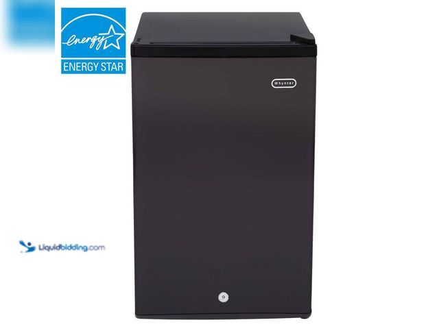 Lot 49-5414503 - whynter 3.0 cu. Ft. Upright Freezer Mini Freezer with lock Reversible Door in Black Energy Star