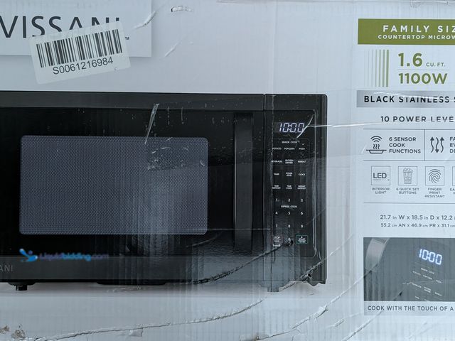 Lot 49-1814677 - New Vissani VSCMWE16S3SW-11 Microwave Oven Microwave oven has 6 preset menus and 10 power levels.  C...