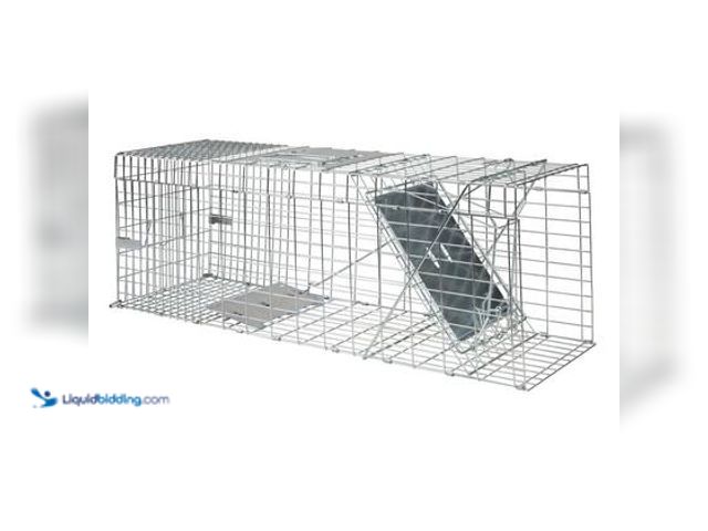Lot 49-5572149 - Havahart Large Collapsible 1-Door Live Animal Cage Trap for Raccoon, Opossum, Groundhog, and Feral C...