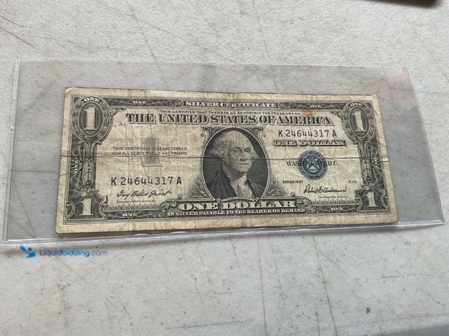 Lot 49-2009031 - 1957 BLUE SEAL UNITED STATES ONE DOLLAR SILVER CERTIFICATE