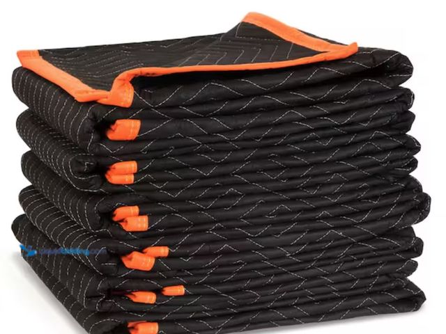 Lot 49-2001215 - (6-Pack) WEN 72 in. x 40 in. Heavy-Duty Padded Moving Blankets, Model # 272406, Unused.  Ref#WEN0701