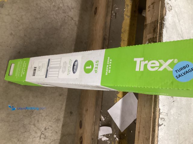 Lot 49-5542929 - 4 In. X 4 In. X 39 In. White Composite Post Sleeve For Decks And Fencing Unused