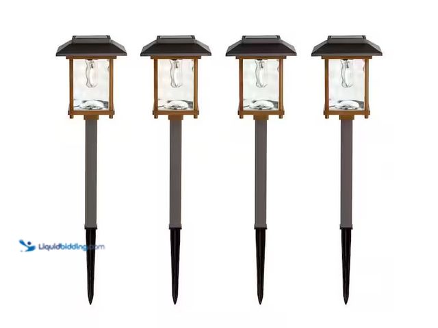 Lot 49-5555405 - Hampton Bay
Parkwood 14 Lumen Bronze 2-Tone Finish LED Weather Resistant Outdoor Solar Path Light w...