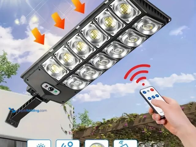 Lot 49-1820900 - New Solar Light Outdoor 6500K Wide Angle Motion Sensor