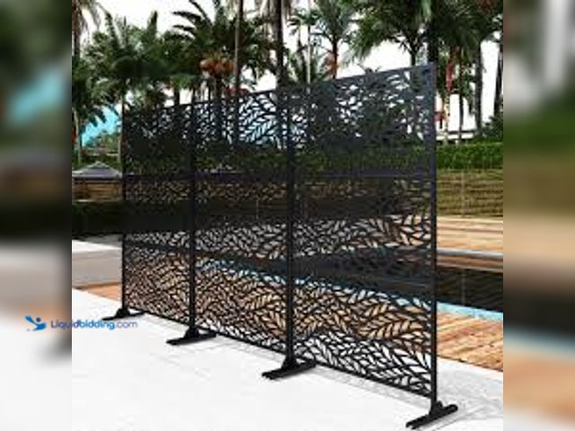 Lot 49-5551638 - Dreamsidea Outdoor Portable Elegant Design Rust Resistant Galvanized Steel Privacy Screen Black, Unu...
