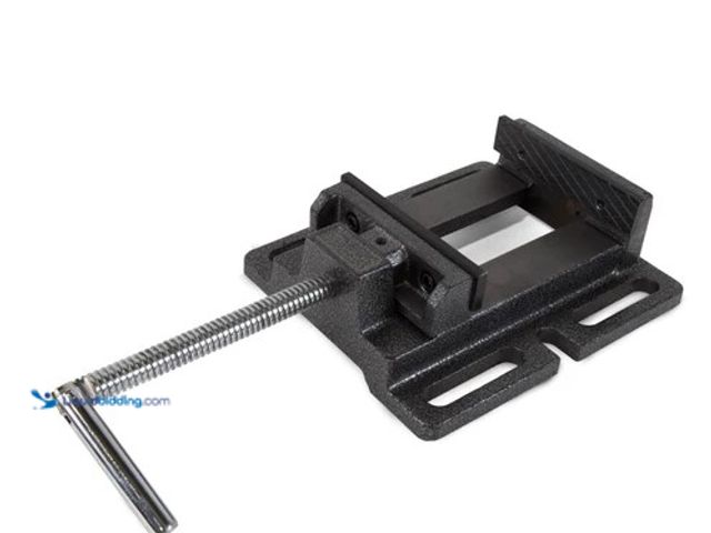 Lot 49-2004529 - WEN 4 in. Drill Press Vise, Model #DPA424, Slightly used.  Ref#WEN0629