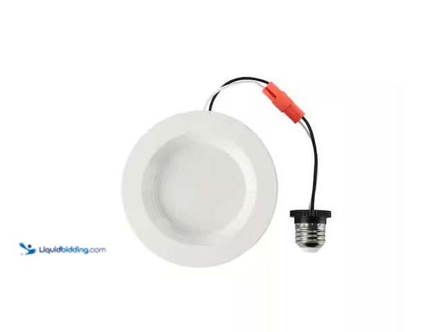 Lot 49-1576607 - Lot of (8) MEDINAH POWER 4 in. 60-Watt Equivalent LED Dimmable Retrofit Downlight with E26 Base Adap...
