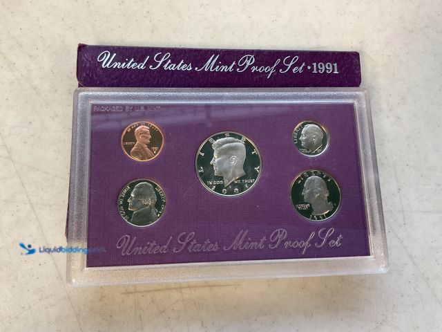 Lot 49-5467303 - 1991 UNITED STATES MINT PROOF SET 5 COINS IN HARD PLASTIC CASE AND ORIGINAL SLEEVE