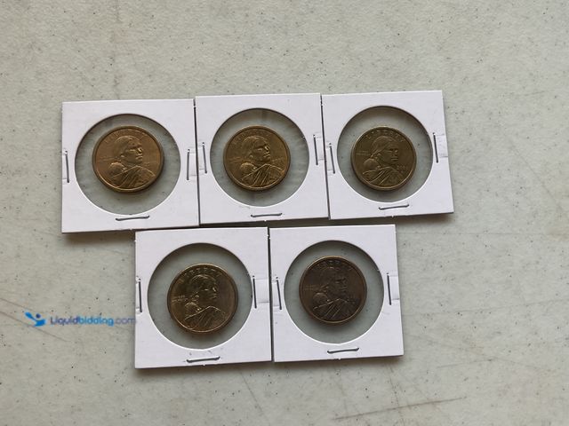 Lot 49-1804530 - 5 SACAGAWEA ONE DOLLAR COINS