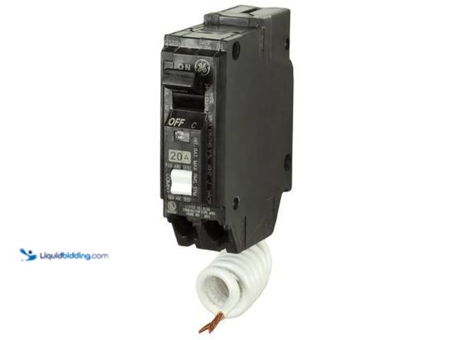 Lot 49-5559621 - Q-Line 20 Amp 1 in. Single Pole Arc Fault Combination Circuit Breaker. Model # THQL1120AFP2. unused