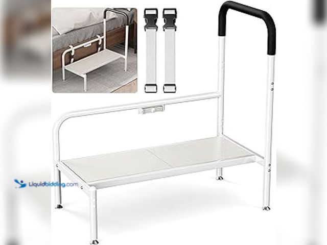 Lot 49-5437244 - Bed Step Stool for Elderly/High Bed, Adjustable Height, Storage Bag, Memory Sponge Carpet. [Model: b...