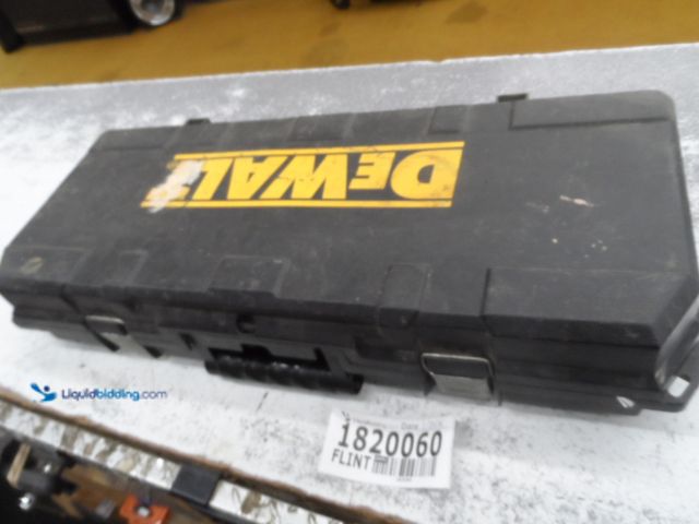 Lot 49-1820060 - 1 Dewalt DW304P Electric Powered Sawzall Dewalt Electric Sawzall Used In Rough Condition, Does Have ...