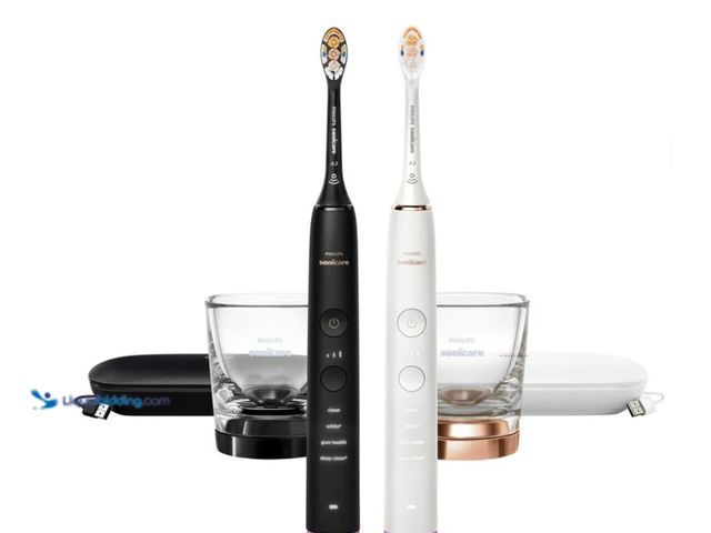 Lot 49-5543092 - Philips Sonicare DiamondClean Smart Electric Rechargeable Toothbrush, 2-pack. Item 4231002 | Model H...