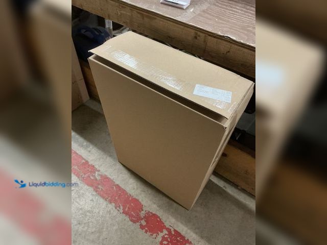 Lot 49-3537954 - Aprilaire Competitive Media, 20 X 25 inch Merv 13 (8pack) New