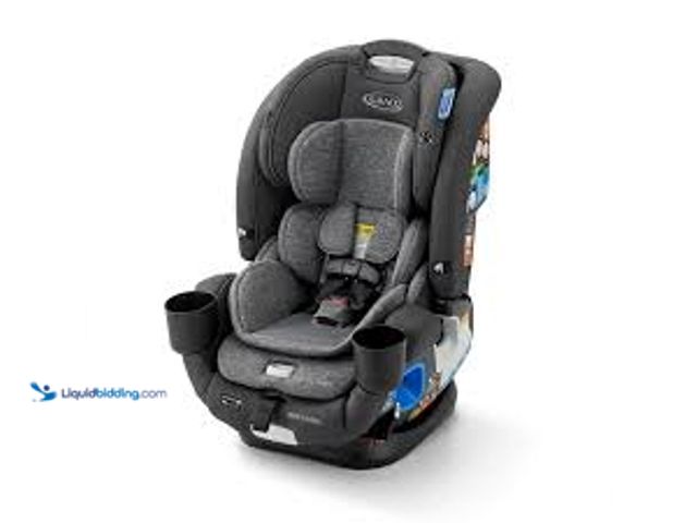 Lot 49-5485524 - Graco 4Ever DLX Grad 5-in-1 Car Seat.Item 1897215 | Model 2215747. Unused
