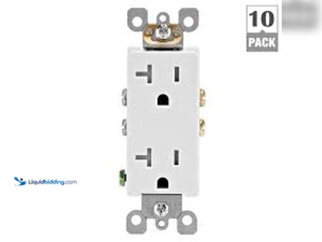 Lot 49-5485190 - Leviton Decora 20 Amp 125 V Tamper Resistant Duplex Outlet/Receptacle, White (10-Pack) T5825-WMP. Mo...