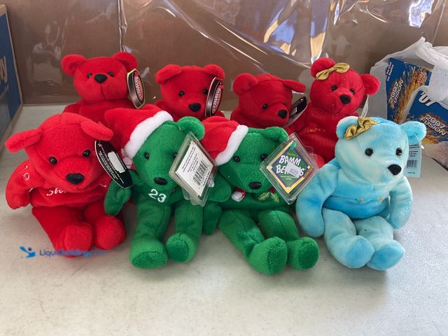 Lot 49-5467345 - Other LOT OF 8 COLLECTIBLE BAMM BEANO’S AND SALVINOS BAMMERS BEARS VARIOUS SPORT PLAYERS INCLUDING S...