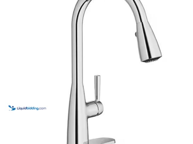 Lot 49-1624588 - American Standard Fairbury 2S Single-Handle Pull-Down Sprayer Kitchen Faucet in Polished Chrome Mode...