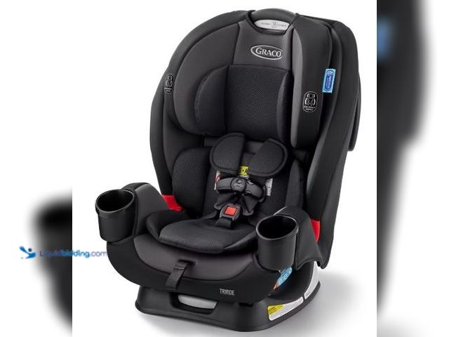 Lot 49-3533759 - Graco TriRide 3-in-1 Convertible Car Seat Item is Factory Sealed.