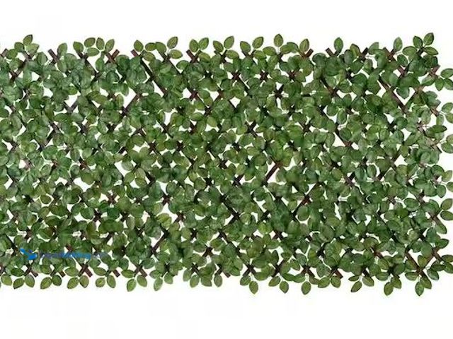 Lot 49-5460978 - Vigoro
36 in. Green Artificial PVC Expandable Trellis 36 in. x 72 in. Chestnut Leaves Internet # 33...