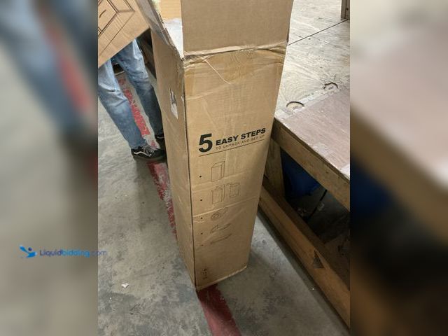 Lot 49-5463381 - White Matress. Item is Unused