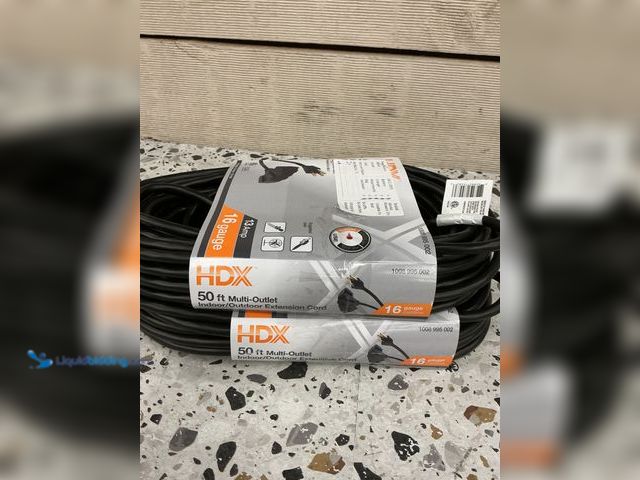 Lot 49-3539809 - QTY 2 - 50' 16/3 Light Duty Indoor/Outdoor Extension Cord Multiple Outlet Triple Tap End.  New