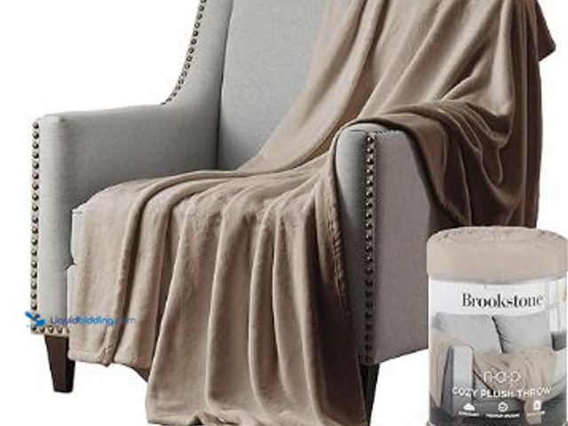 Lot 49-1522191 - Brookstone Nap Plush Throw Blanket for Couch | Warm & Super Soft Blanket with Unmatched Heavy, Dense...