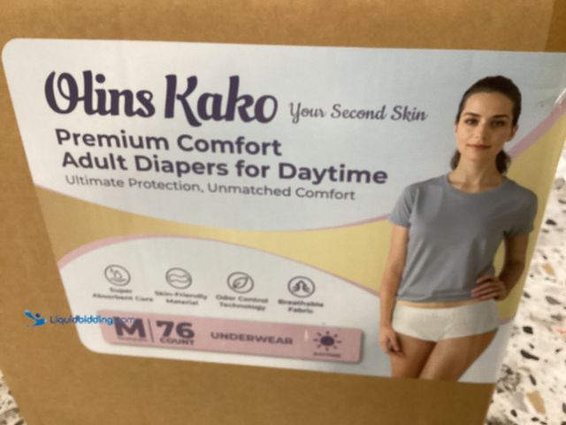 Lot 49-5486702 - Olins Kako Adult Diapers for Daytime, Medium 76 Ct Item is Factory Sealed