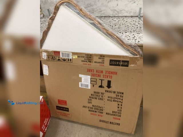 Lot 49-5452133 - Antique Gold Leaf Wall Mirror 31.25x22''. Item is unused.