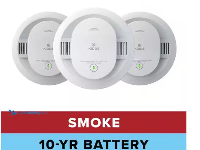 Lot 49-1547825 - Kidde 10-Year Battery Powered Smoke Detector with Photoelectric Sensor (3-Pack) Model # 21031468, Ne...