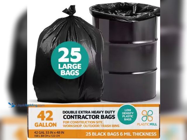Lot 49-1549343 - PlasticMill 33 in. W x 48 in. H. 42 Gal. 6 mil Black Contractor Bags (25-Count), Model # PM-3348-6-B...